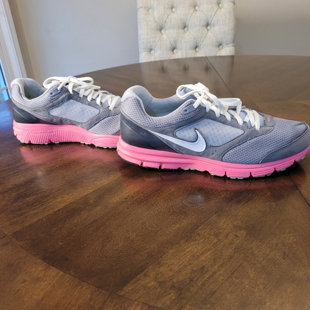 Nike Lunarfly + 2 women's Gray and Pink Athletic Shoes size 9.5